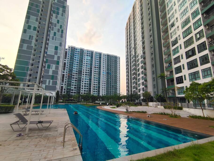 8scape A1408 The Vast Garden Johor Bahru